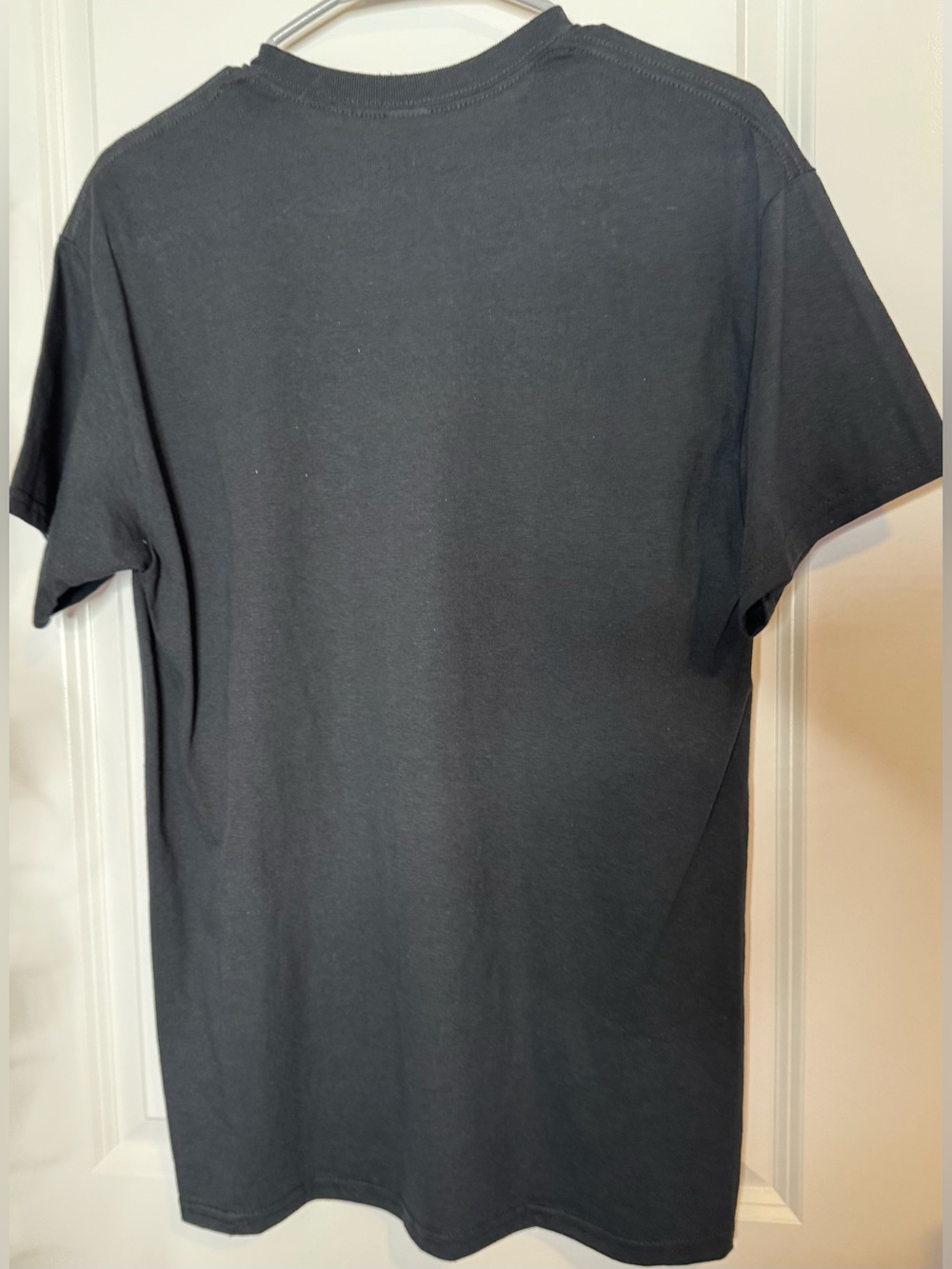 Gildan Black Tee with Red Lips and Bowling Ball Graphic the bowling stones sz MD - Picture 3 of 3